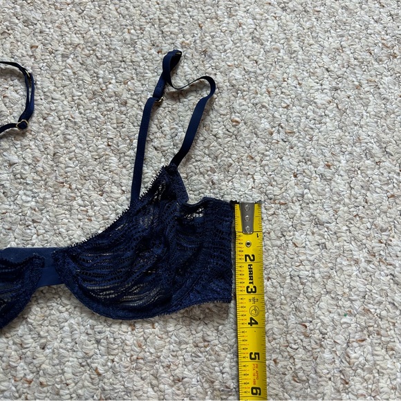 Victorias Secret Blue Unlined Demi Bra Womens 34C Lace Adjustable Strap Wired - Picture 6 of 10